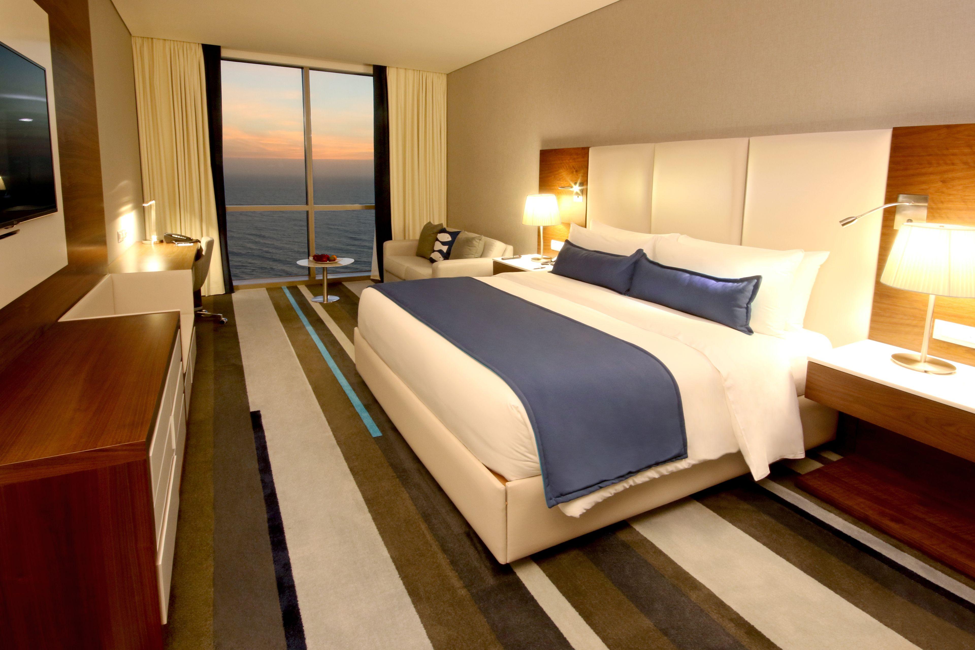 Intercontinental By Ihg 5*