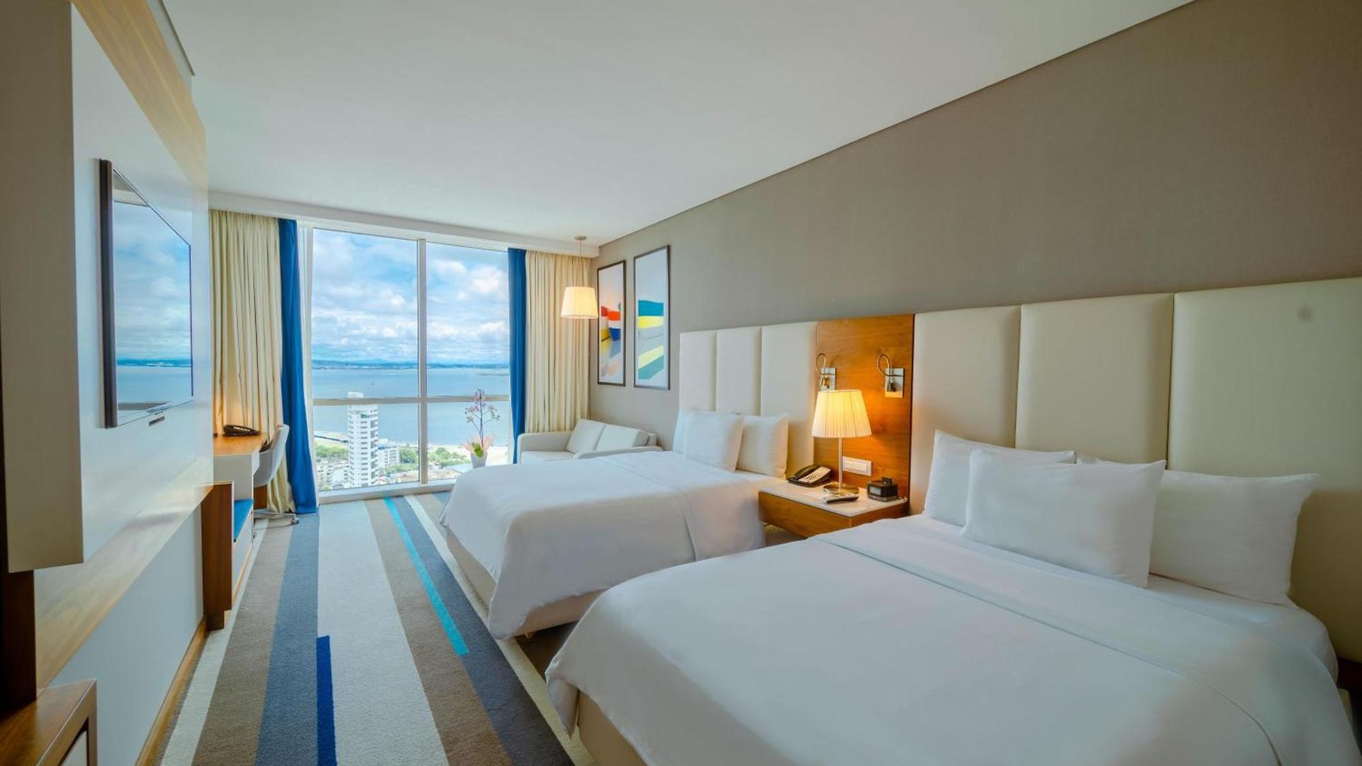 Intercontinental By Ihg Hotel