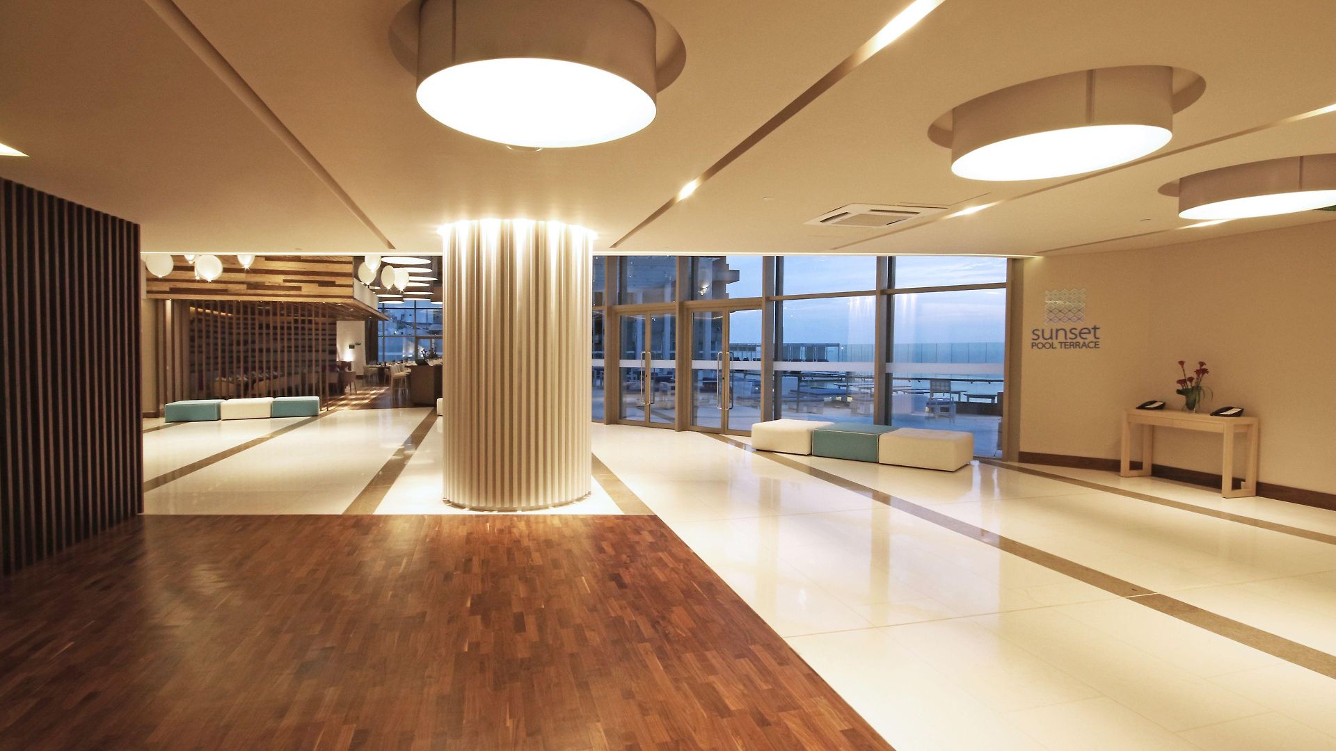 Intercontinental By Ihg