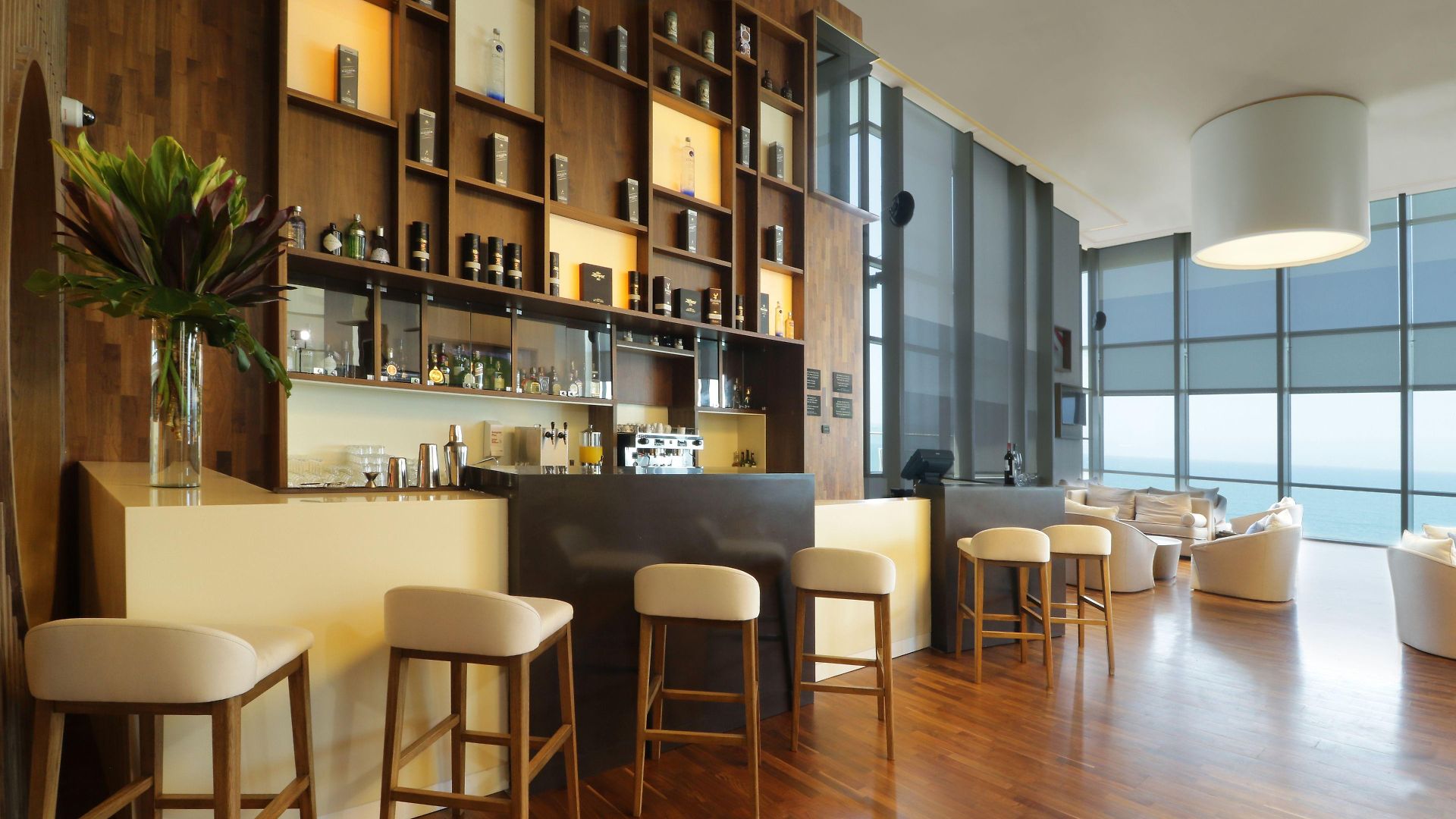 Intercontinental By Ihg