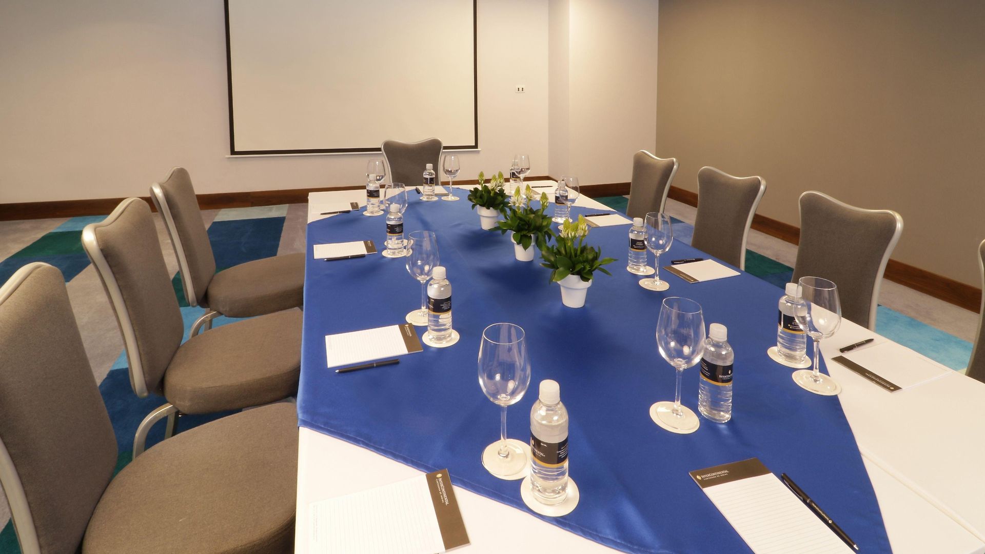 Intercontinental By Ihg
