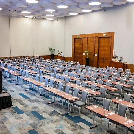 Intercontinental By Ihg 5*