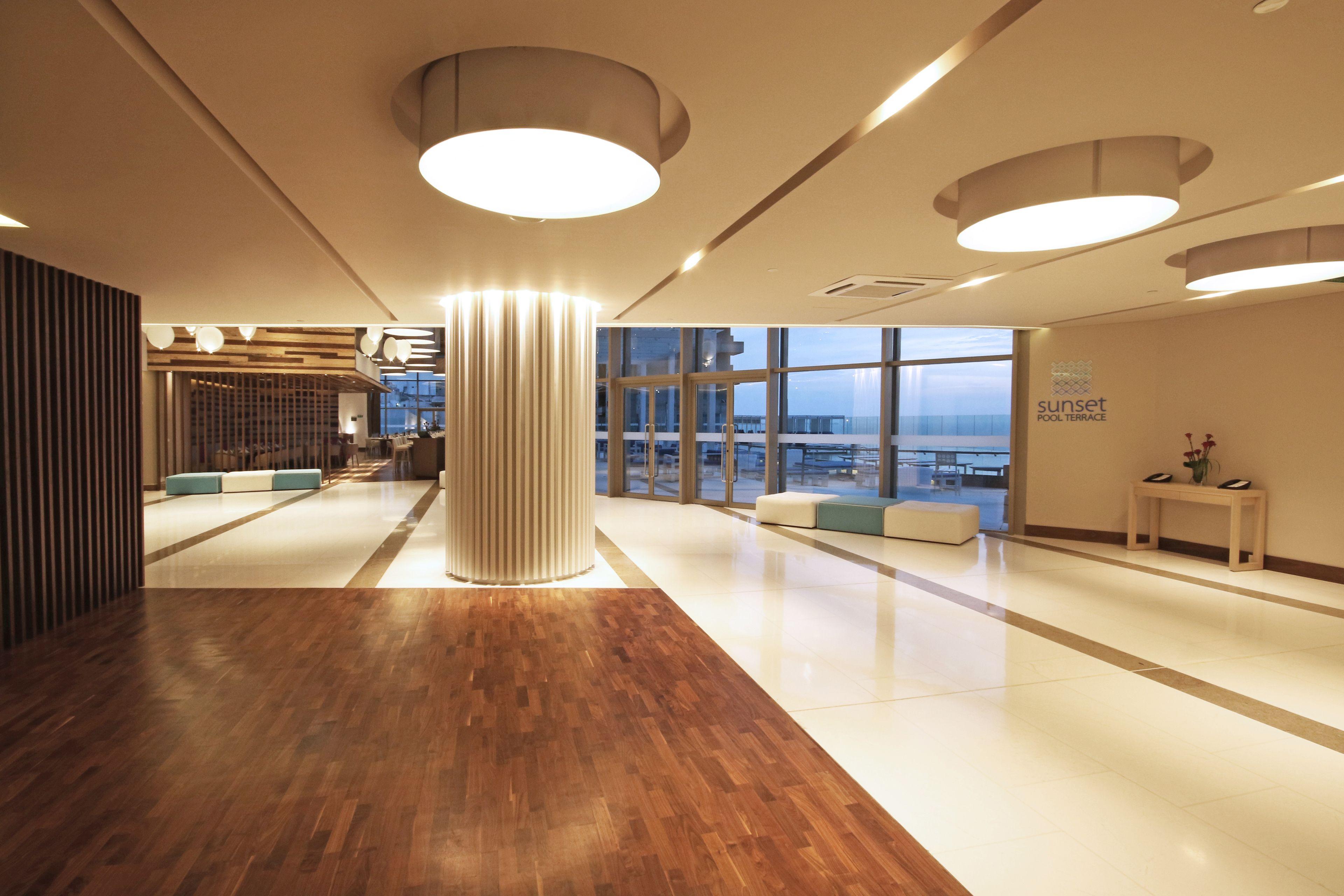 Intercontinental By Ihg