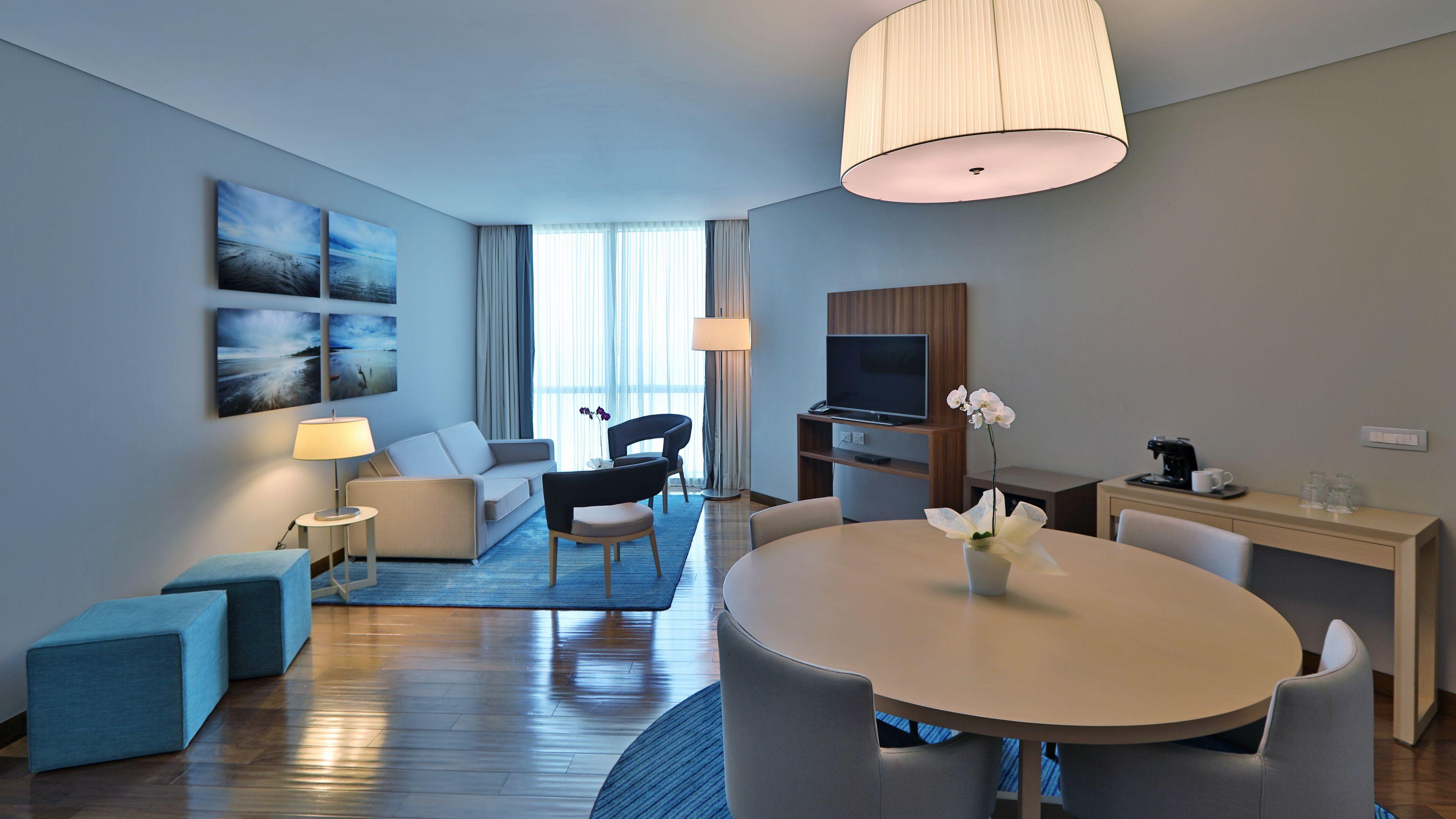 Intercontinental By Ihg Hotel 5*